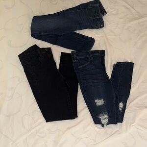3 American Eagle jeans